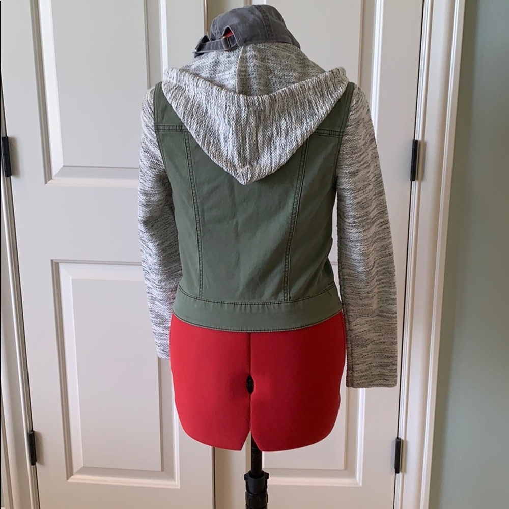 Mossimo Jacket - Picture 2 of 3